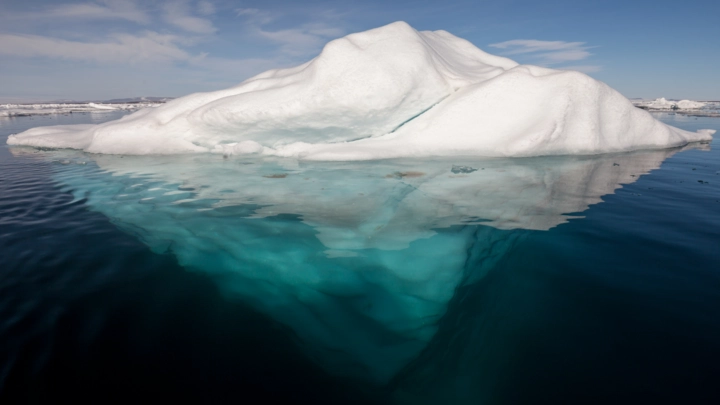 Piqalujaq - Iceberg